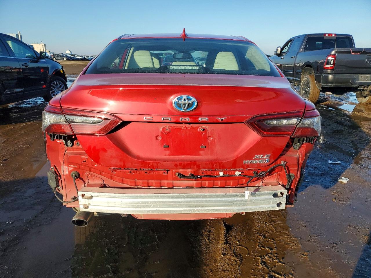 2023 TOYOTA CAMRY XLE photo 6