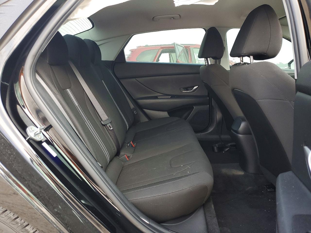 2021 HYUNDAI ELANTRA SEL photo 11
