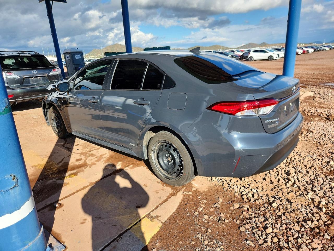 2023 TOYOTA COROLLA LE photo 2