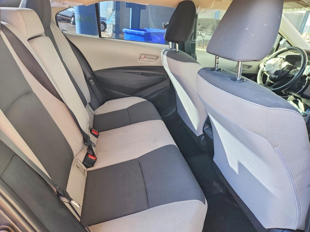 2023 TOYOTA COROLLA LE photo 10
