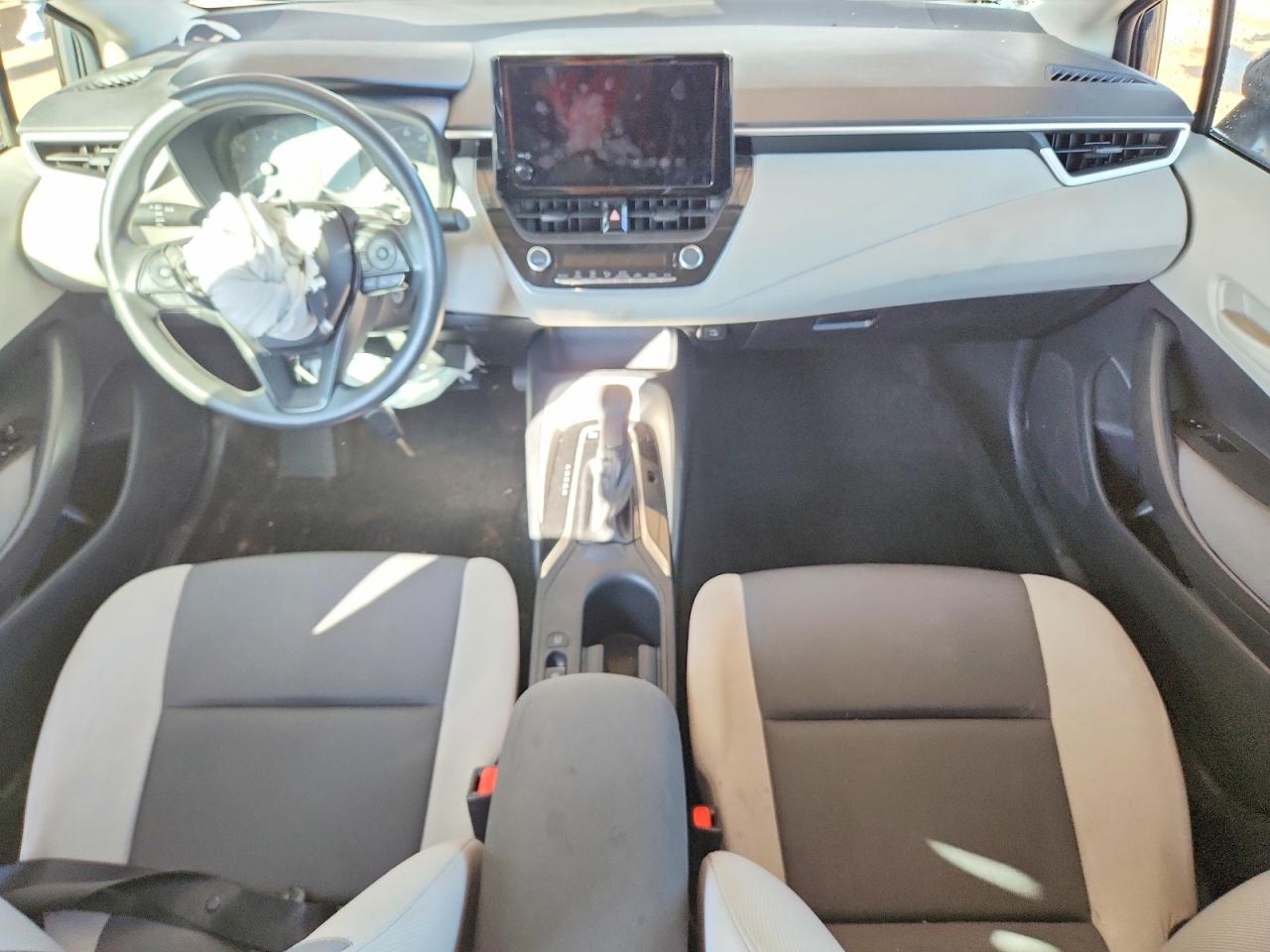 2023 TOYOTA COROLLA LE photo 8