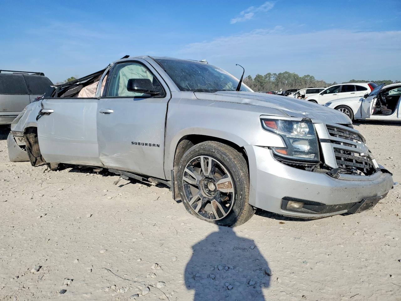 2018 CHEVROLET SUBURBAN C1500 LT photo 4