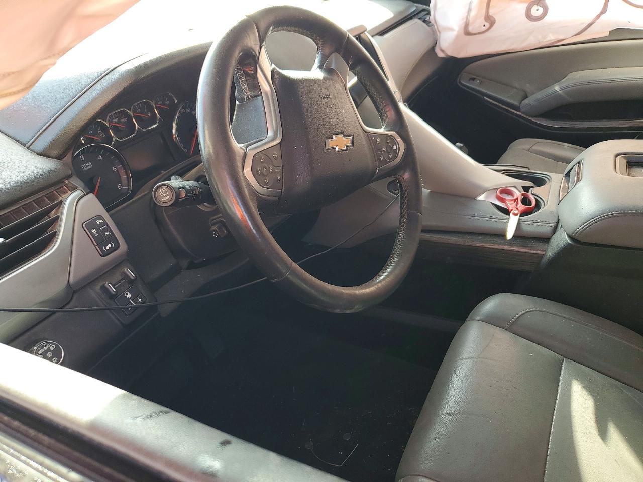 2018 CHEVROLET SUBURBAN C1500 LT photo 8