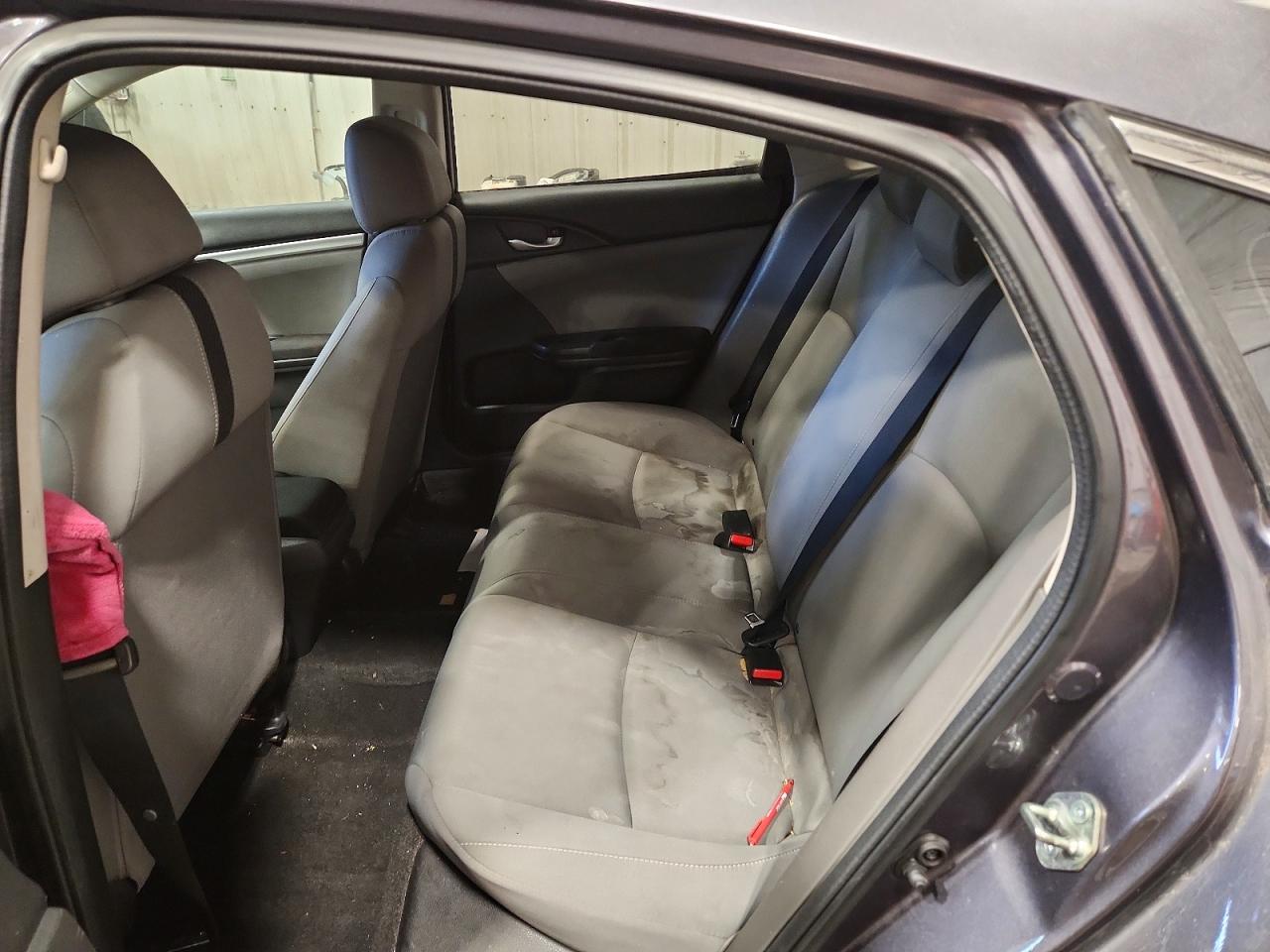 2016 HONDA CIVIC LX photo 10