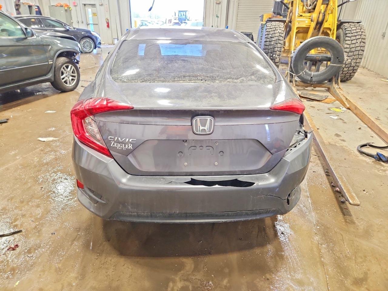 2016 HONDA CIVIC LX photo 6