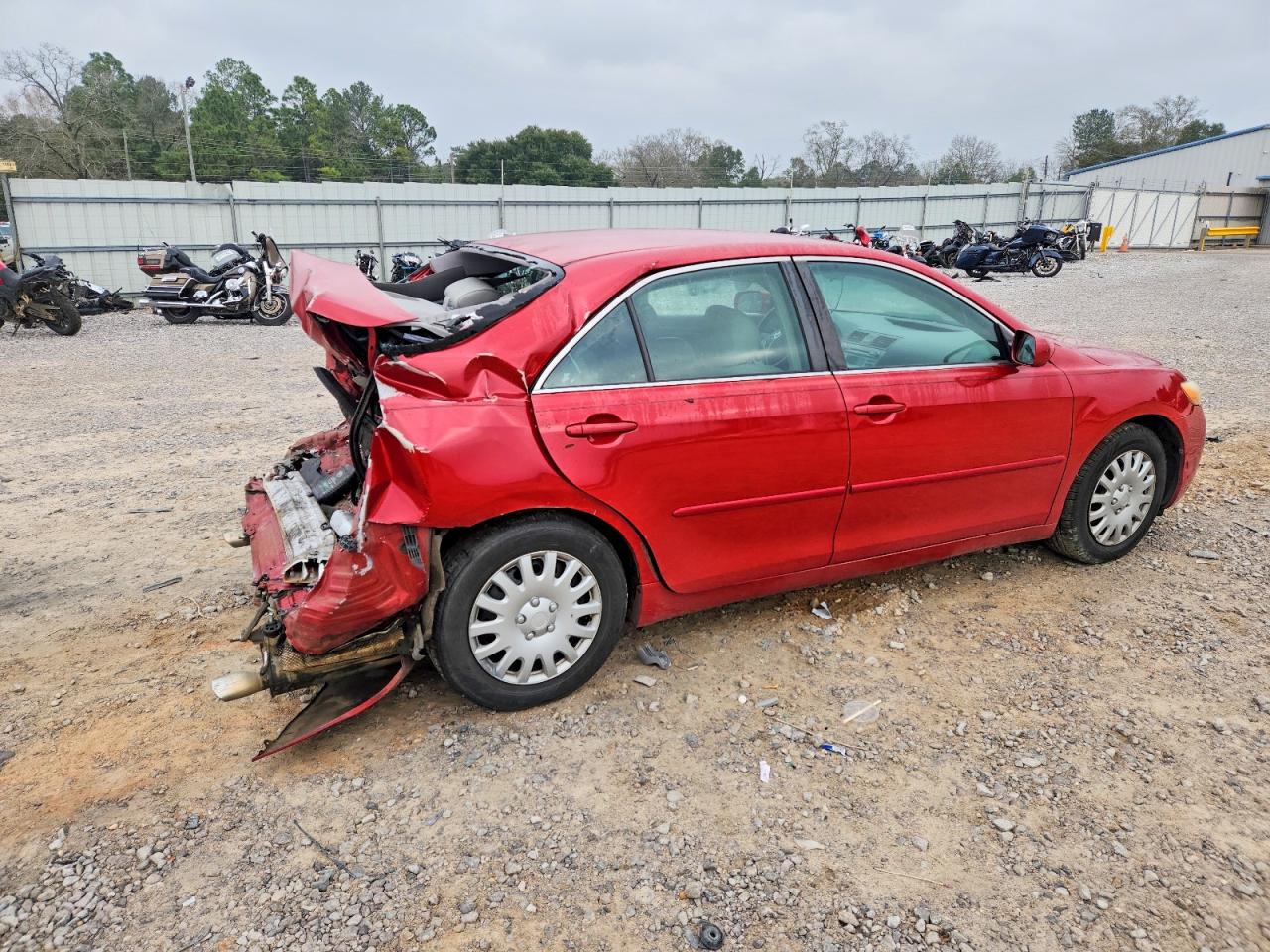 2007 TOYOTA CAMRY LE photo 3