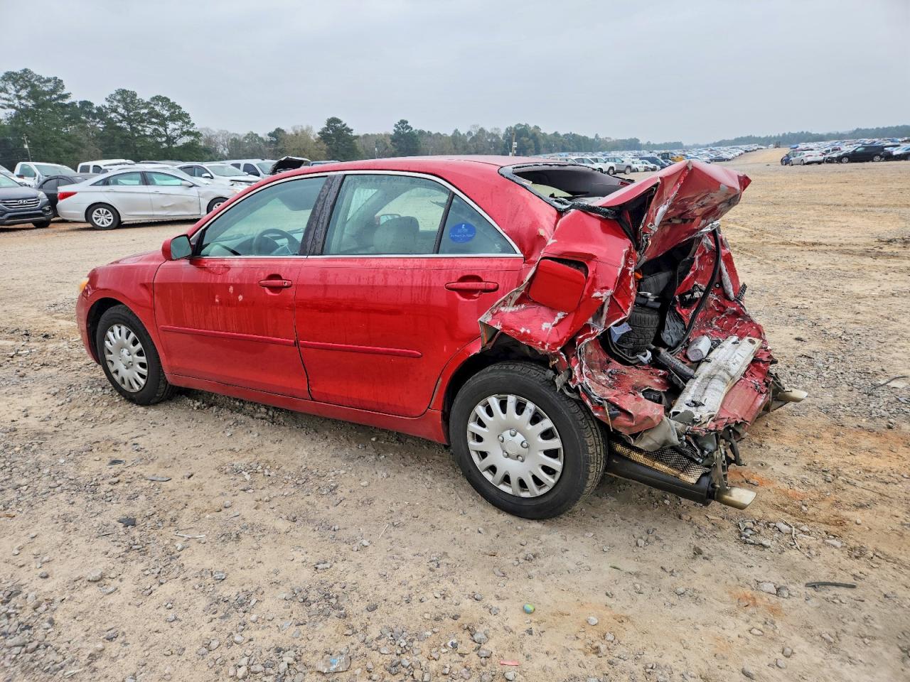 2007 TOYOTA CAMRY LE photo 2