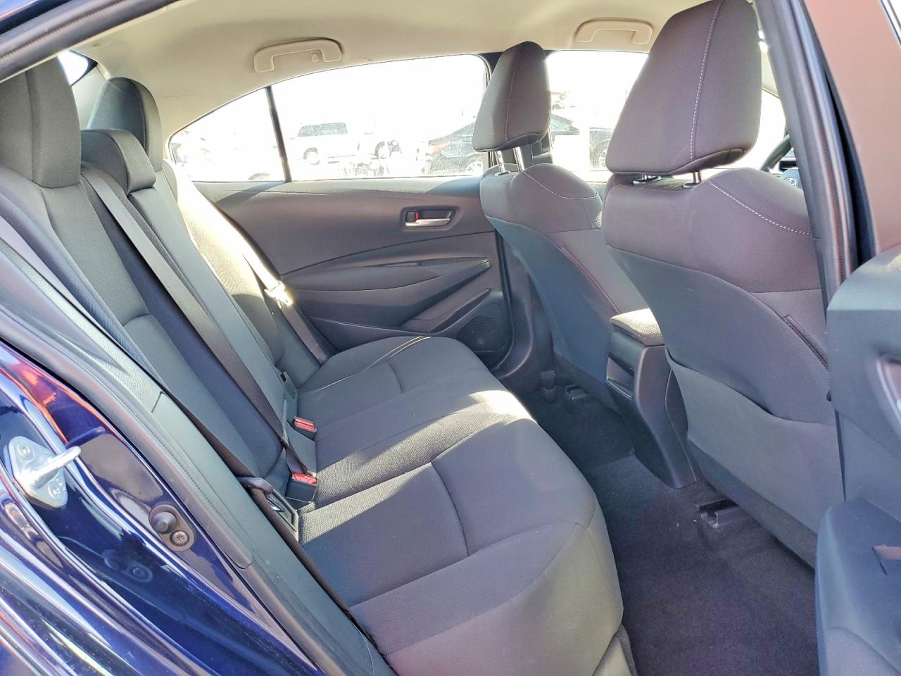 2021 TOYOTA COROLLA LE photo 10