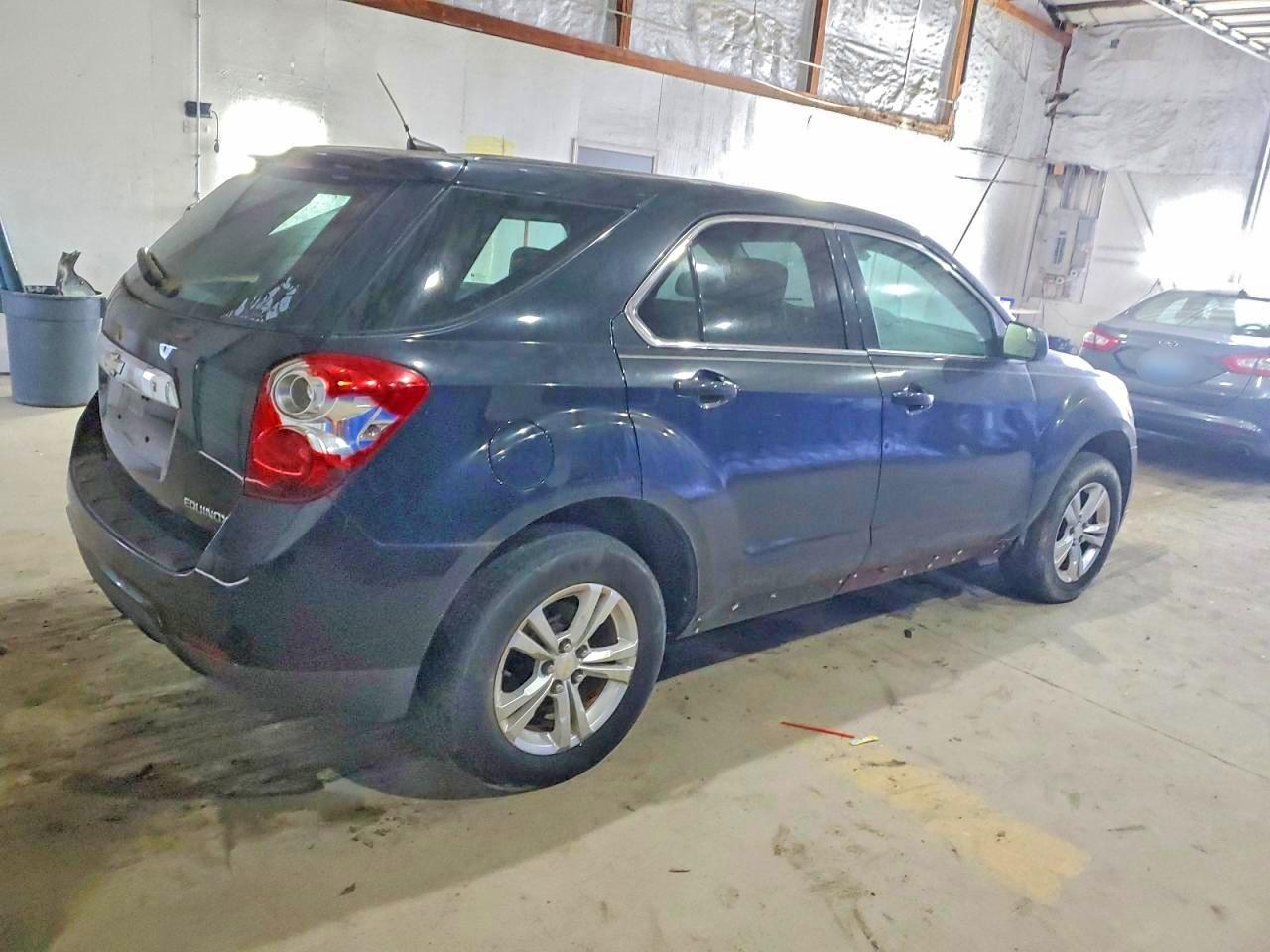 2014 CHEVROLET EQUINOX LS photo 5