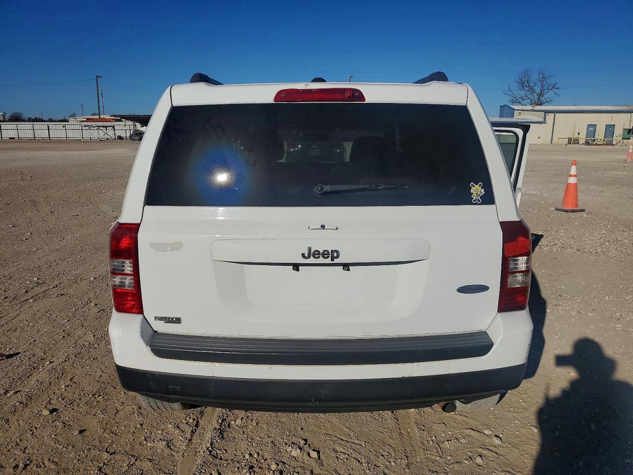 2014 JEEP PATRIOT LATITUDE photo 6
