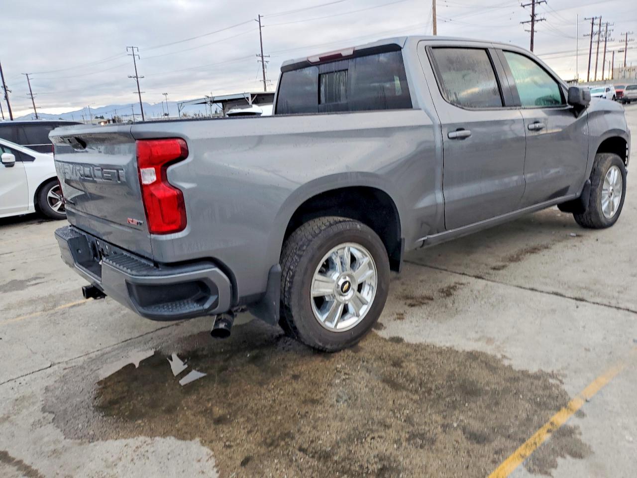 2020 CHEVROLET SILVERADO C1500 RST photo 3