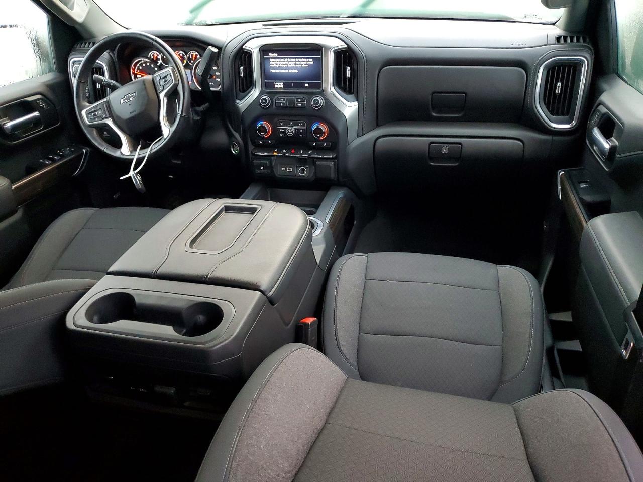 2020 CHEVROLET SILVERADO C1500 RST photo 8