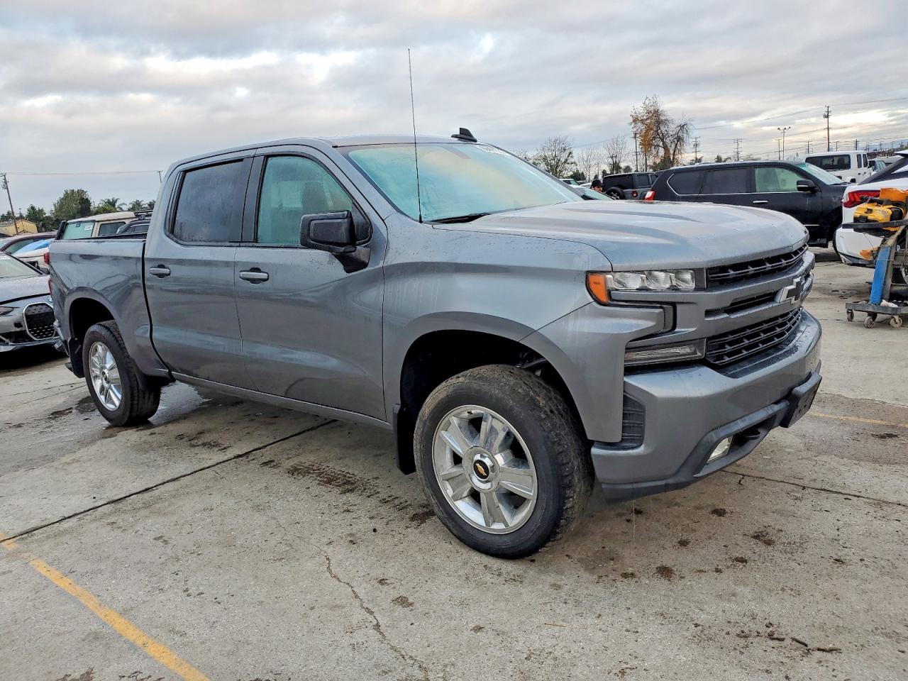 2020 CHEVROLET SILVERADO C1500 RST photo 4