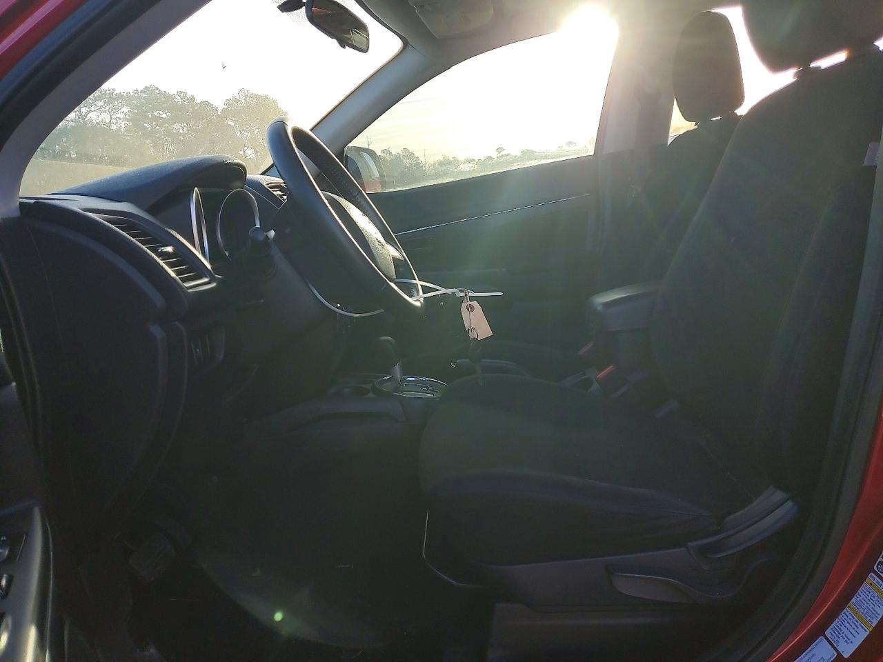 2015 MITSUBISHI OUTLANDER SPORT ES photo 13
