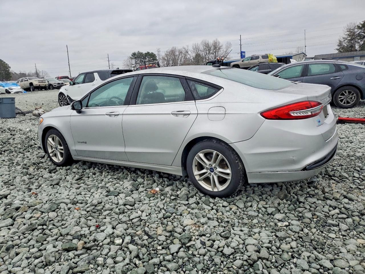 2018 FORD FUSION SE HYBRID photo 3