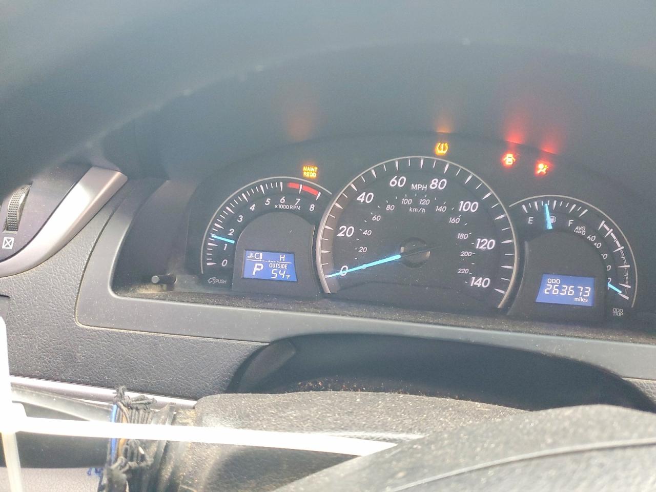 2014 TOYOTA CAMRY L photo 9