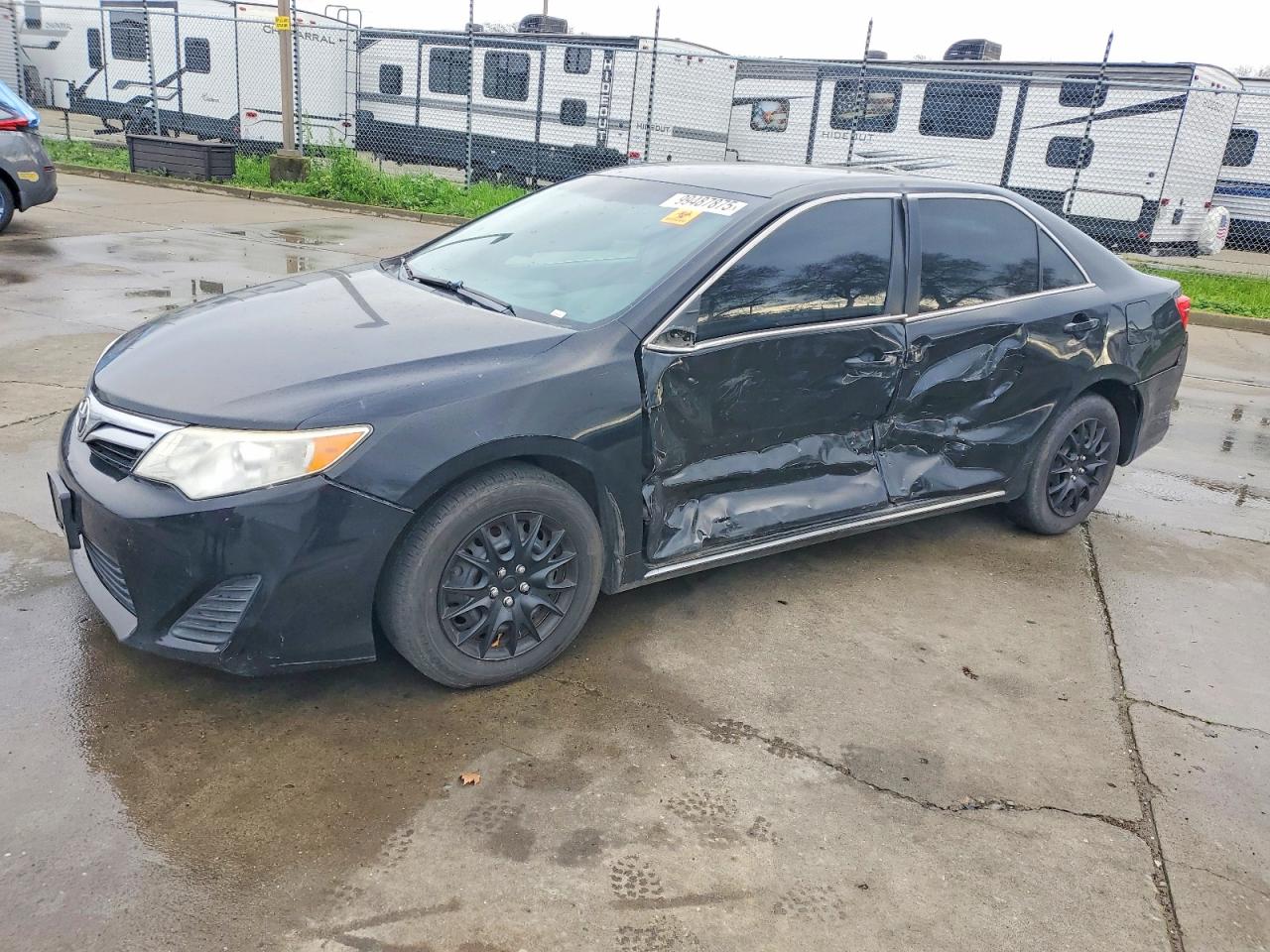 2014 TOYOTA CAMRY