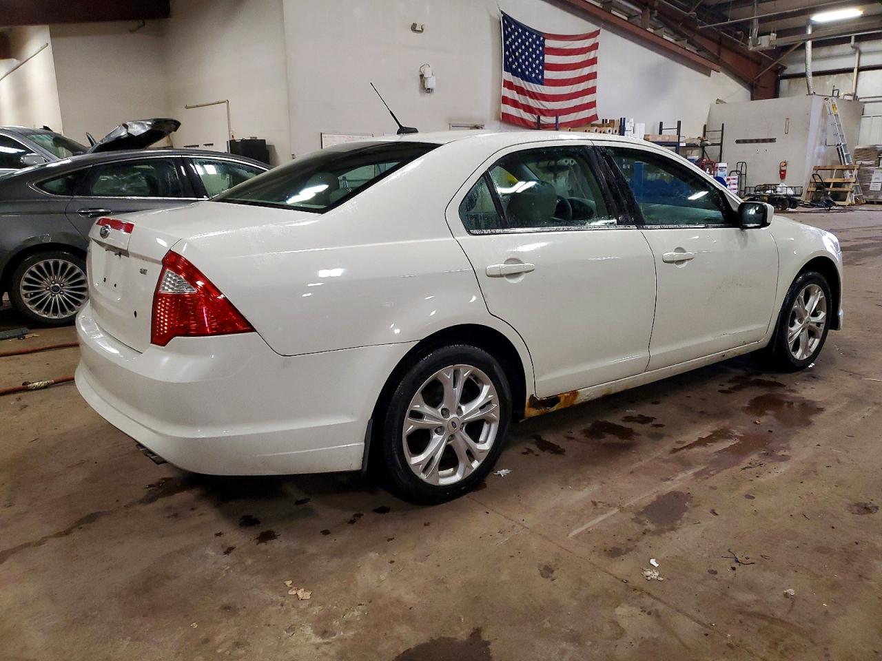2012 FORD FUSION SE photo 3