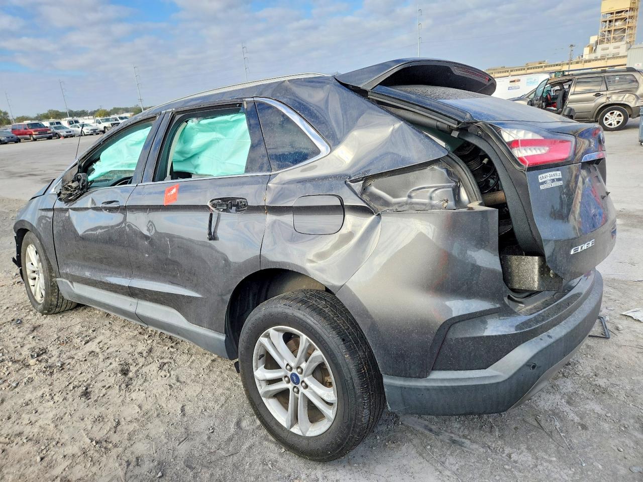 2019 FORD EDGE SEL photo 2