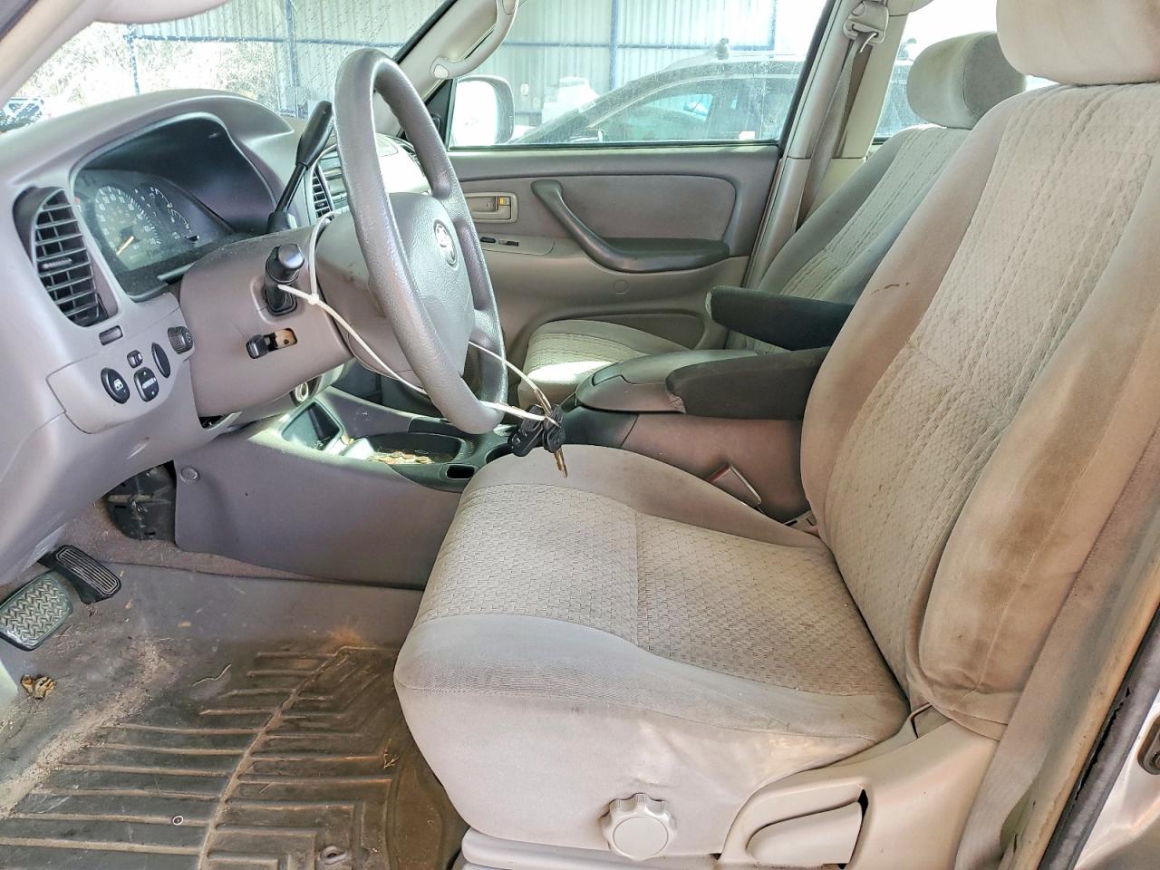 2004 TOYOTA TUNDRA DOUBLE CAB SR5 photo 13