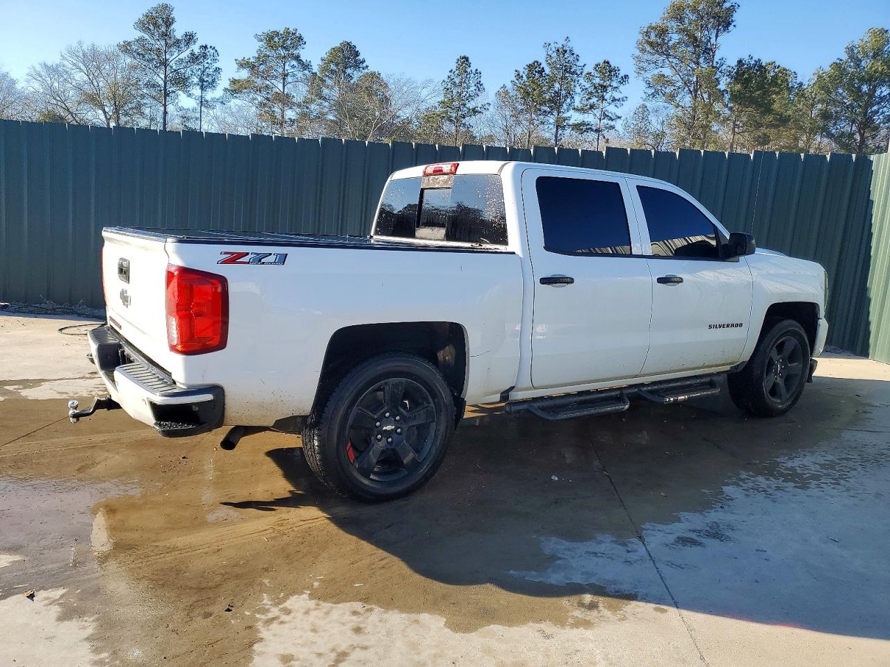 2018 CHEVROLET SILVERADO K1500 LTZ photo 3