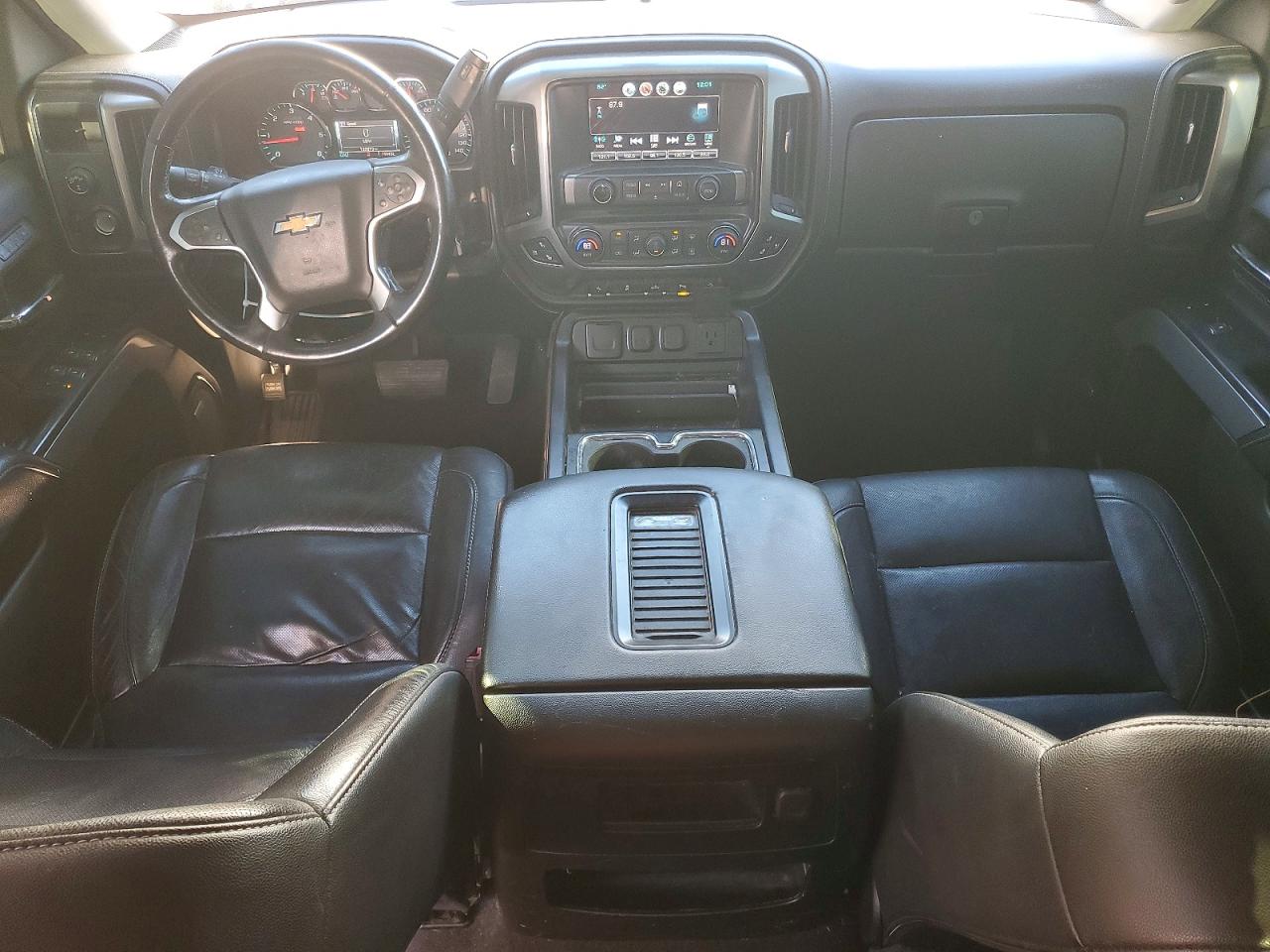 2018 CHEVROLET SILVERADO K1500 LTZ photo 8