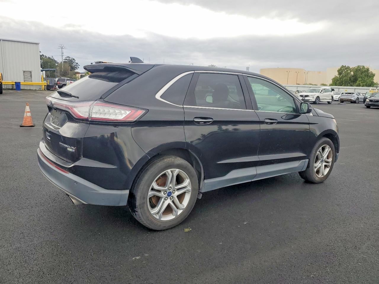 2016 FORD EDGE TITANIUM photo 3