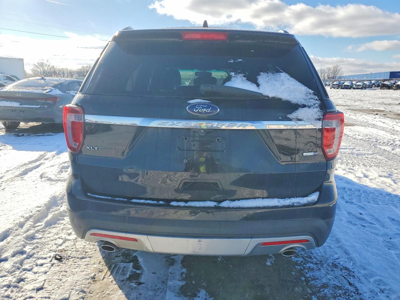 2016 FORD EXPLORER XLT photo 6