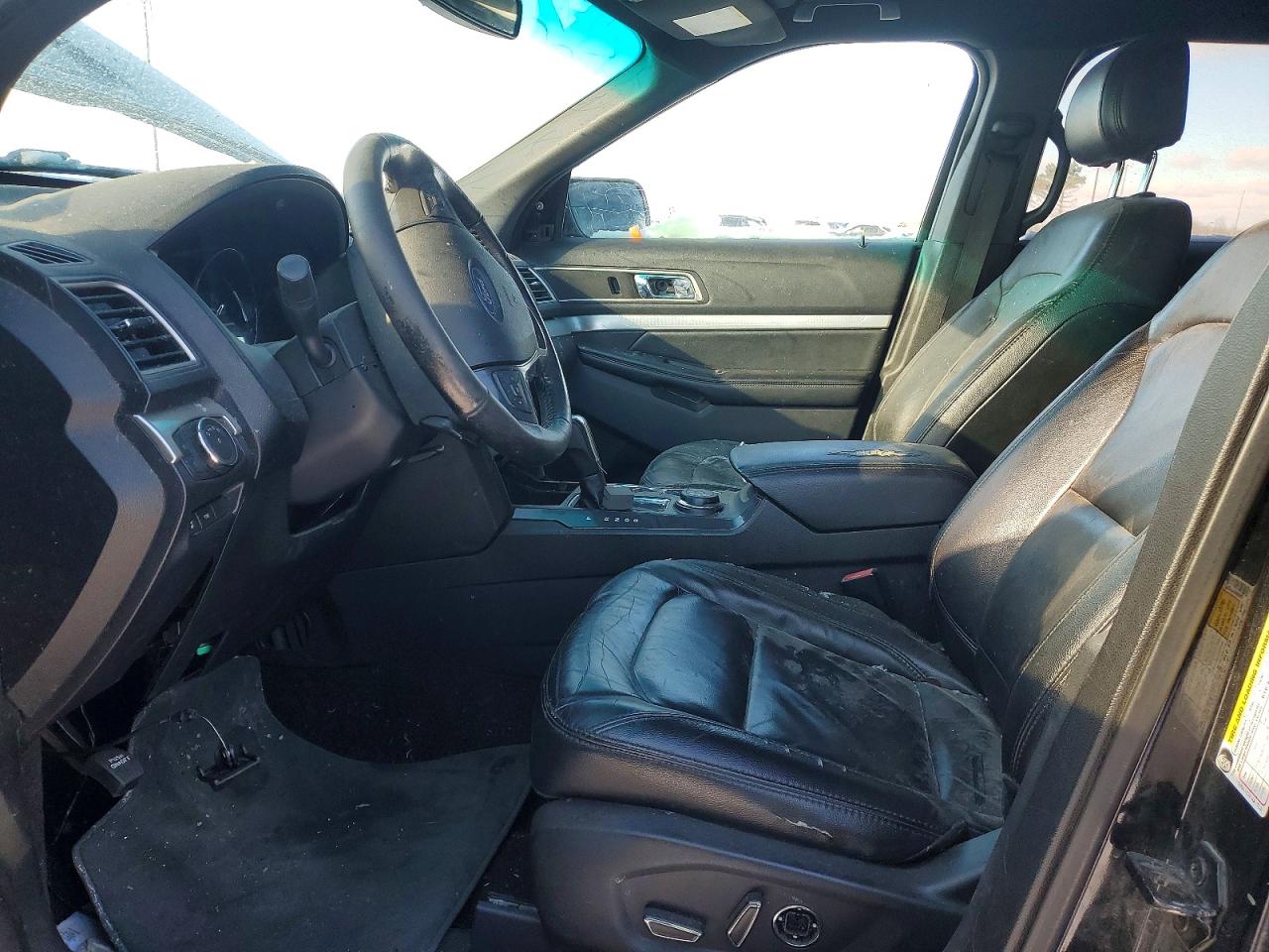 2016 FORD EXPLORER XLT photo 7