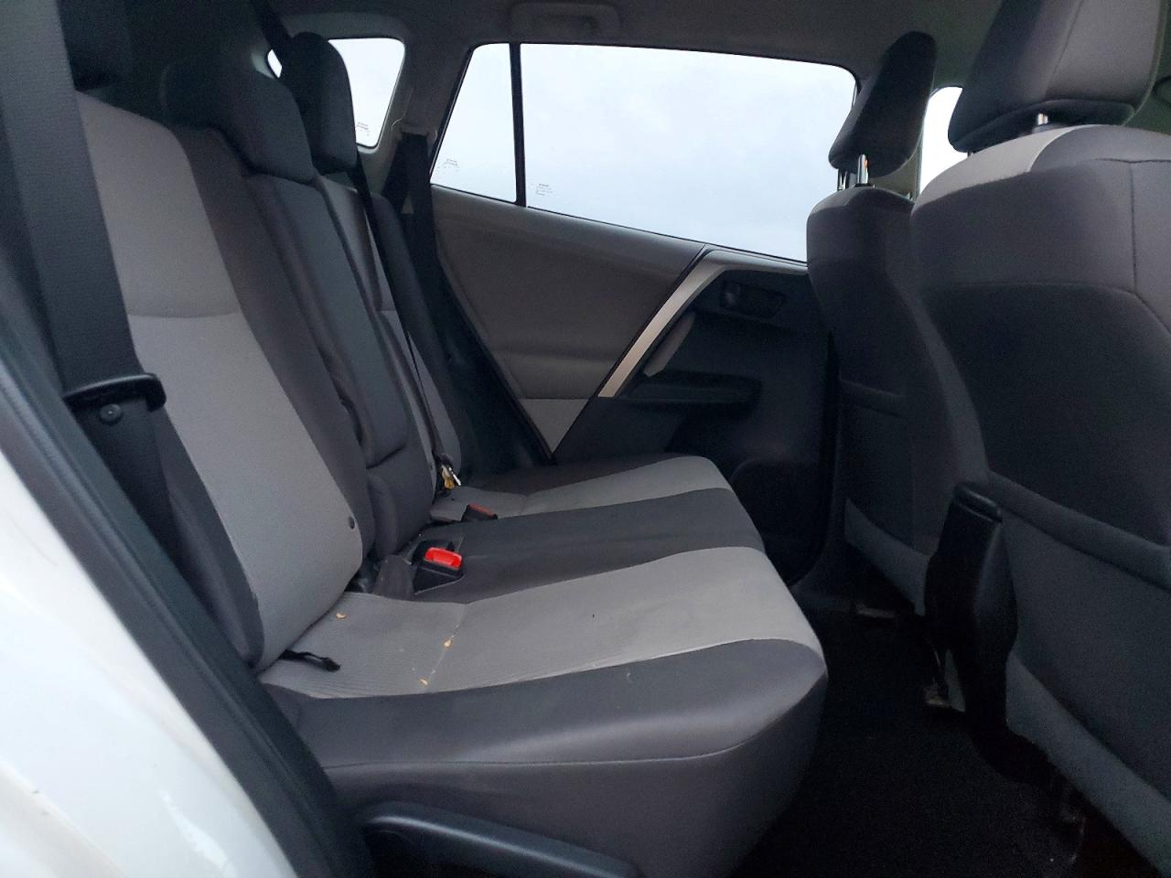 2013 TOYOTA RAV4 LE photo 11