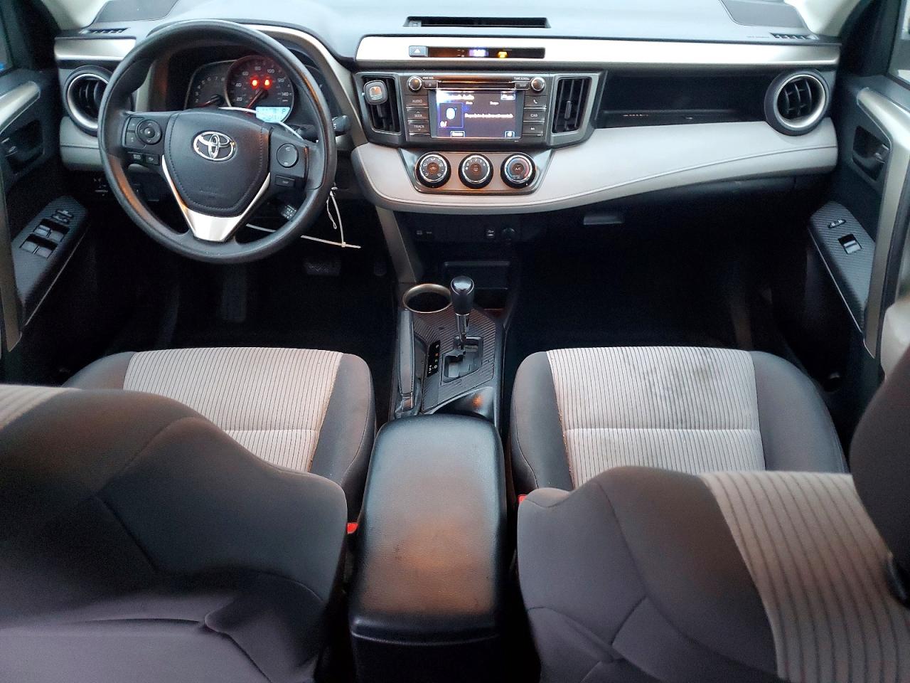 2013 TOYOTA RAV4 LE photo 8