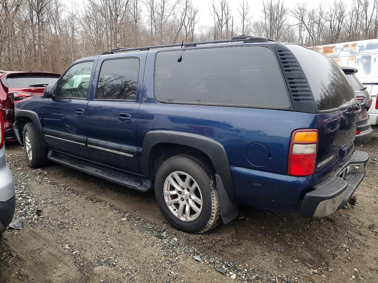 2001 CHEVROLET SUBURBAN K1500 photo 2