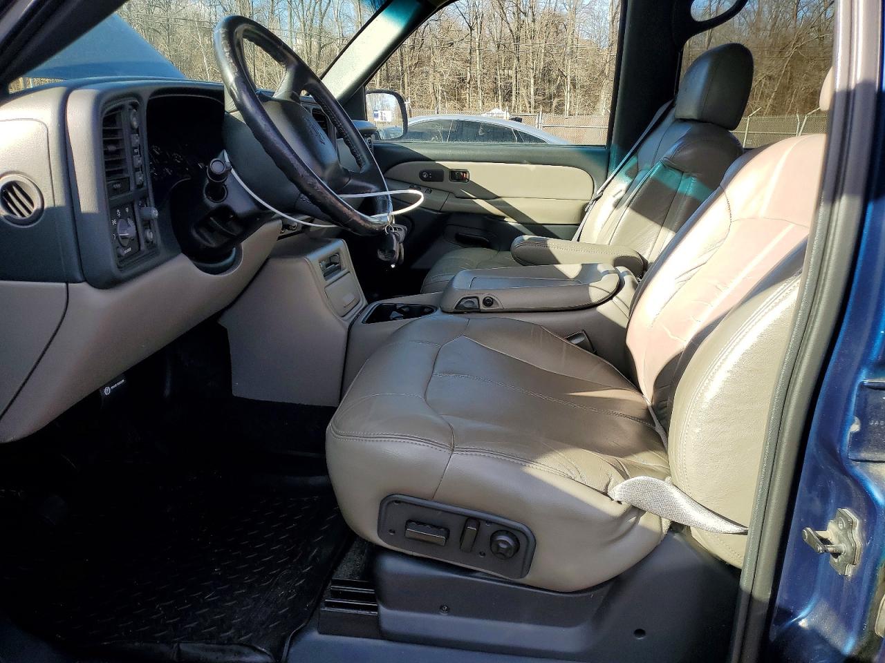 2001 CHEVROLET SUBURBAN K1500 photo 7