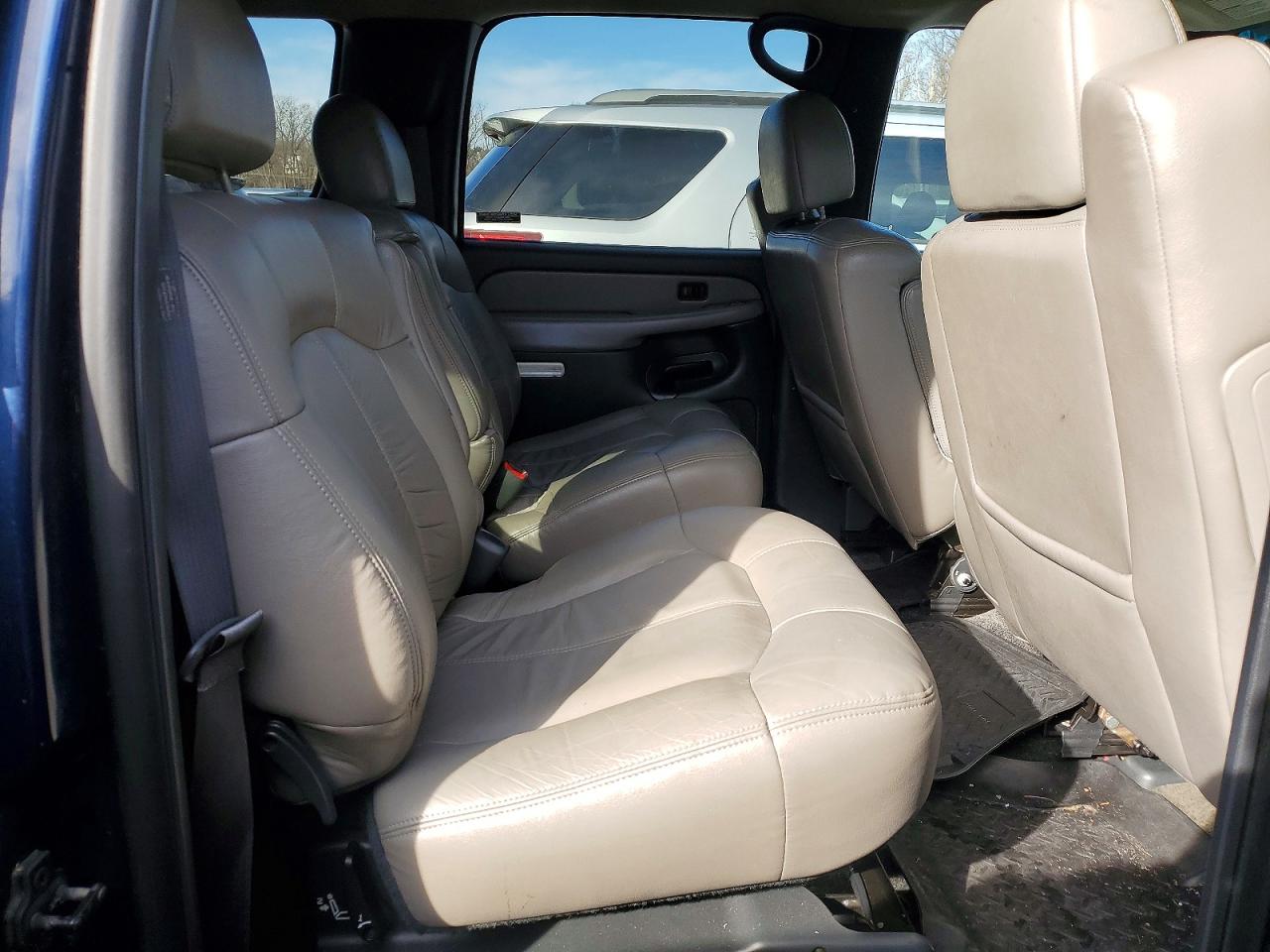 2001 CHEVROLET SUBURBAN K1500 photo 11