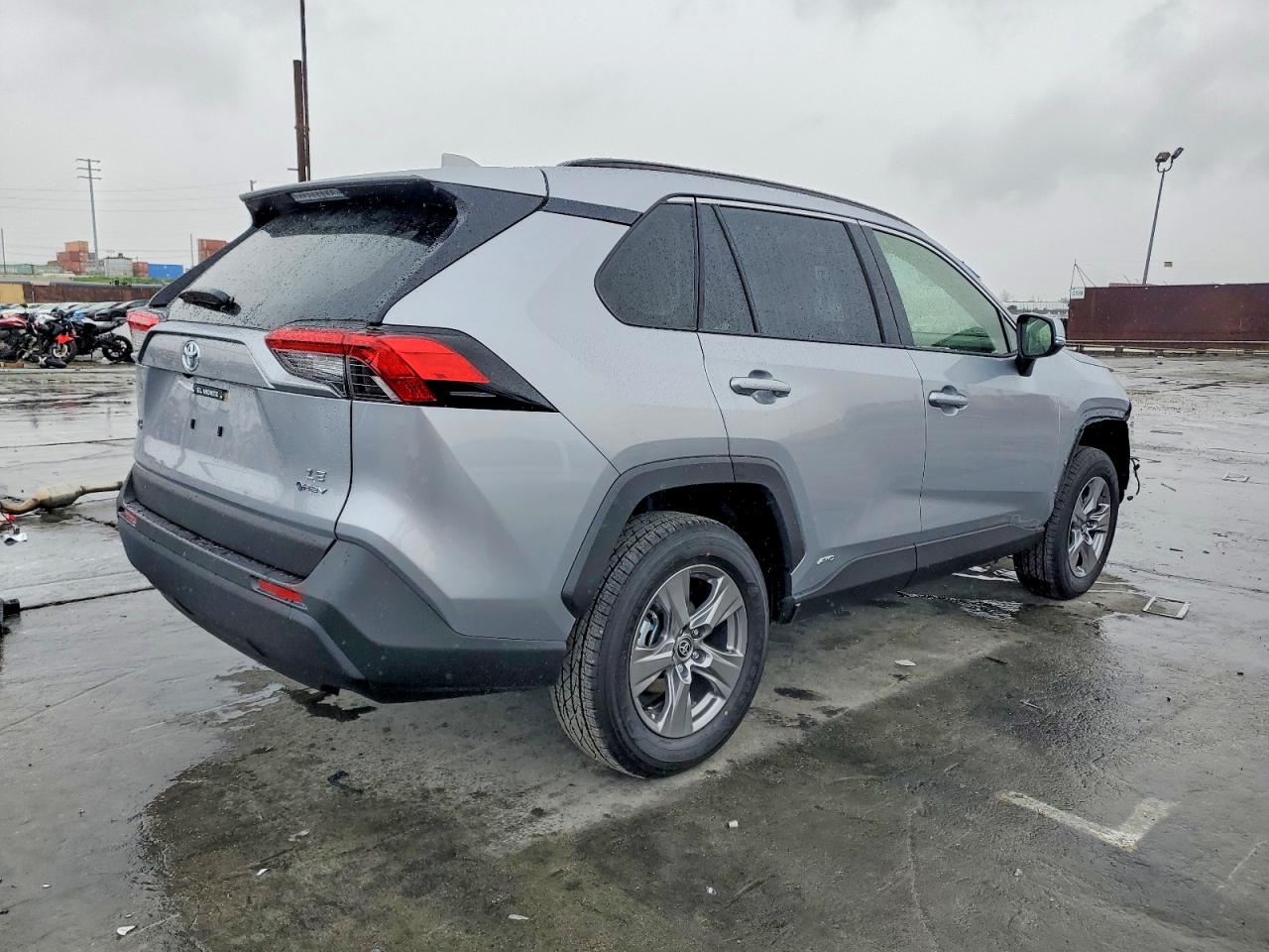 2025 TOYOTA RAV4 LE photo 3
