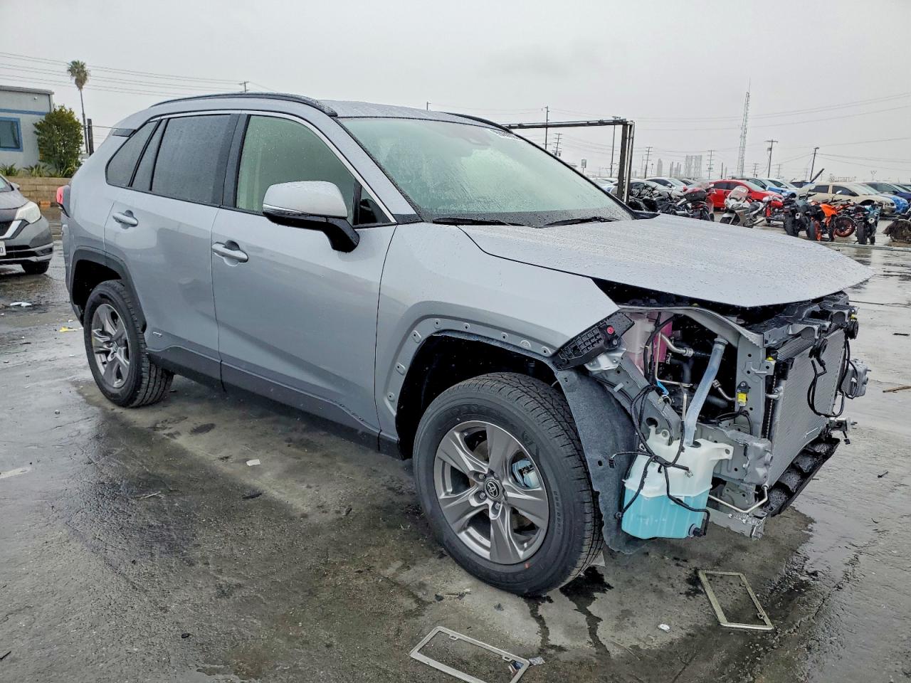 2025 TOYOTA RAV4 LE photo 4