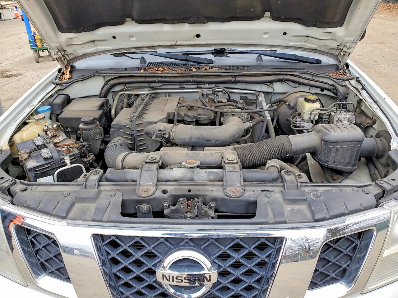 2017 NISSAN FRONTIER S photo 11
