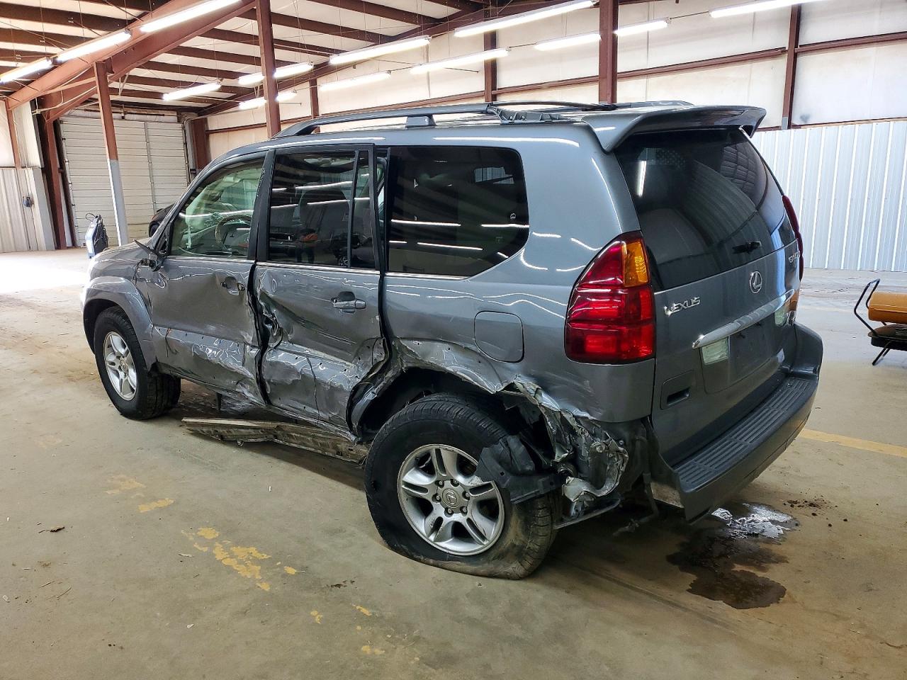 2005 LEXUS GX 470 photo 4