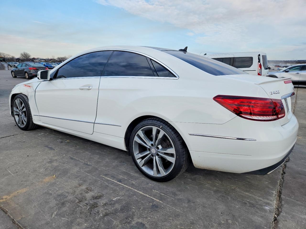 2016 MERCEDES-BENZ E 400 photo 2