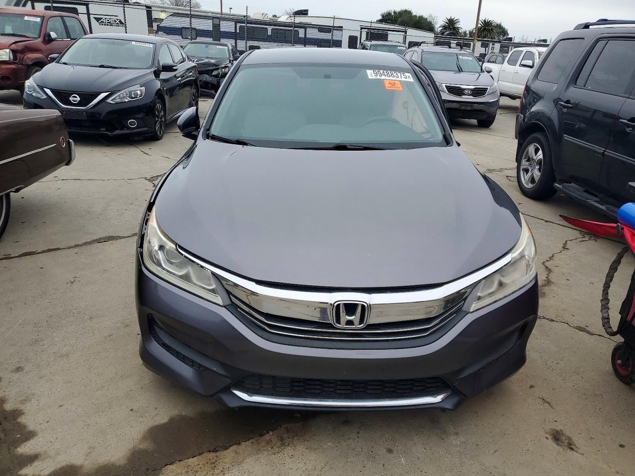 2017 HONDA ACCORD LX photo 5
