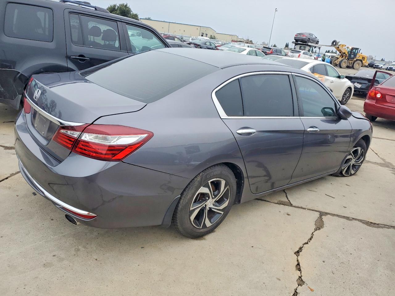 2017 HONDA ACCORD LX photo 3