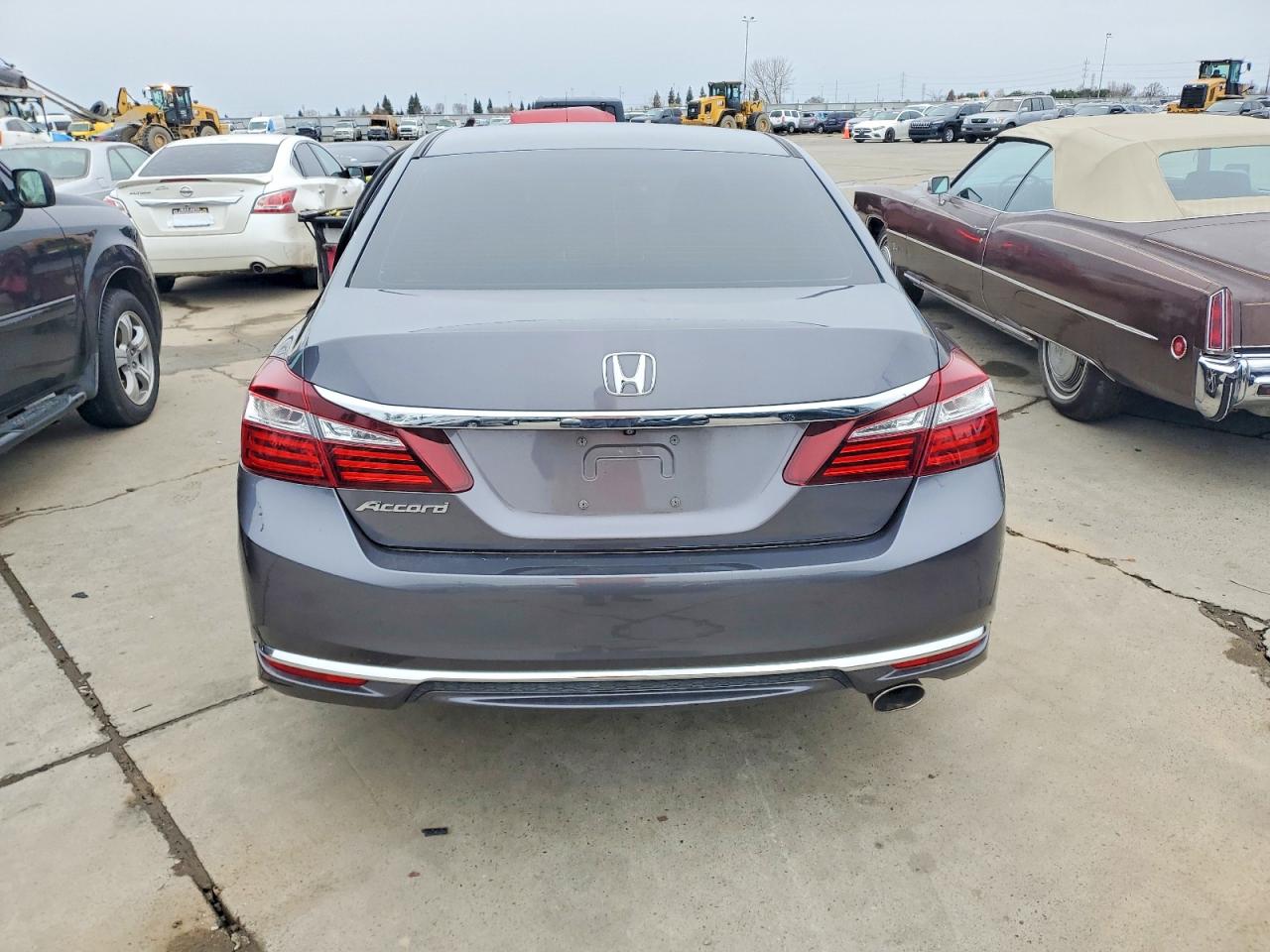 2017 HONDA ACCORD LX photo 6