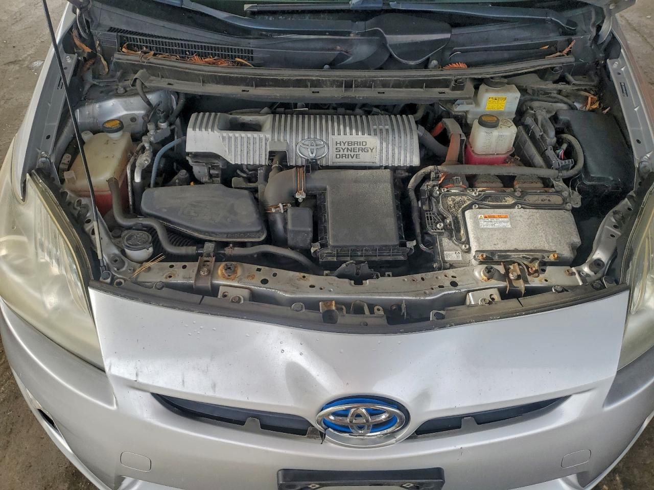 2011 TOYOTA PRIUS photo 11