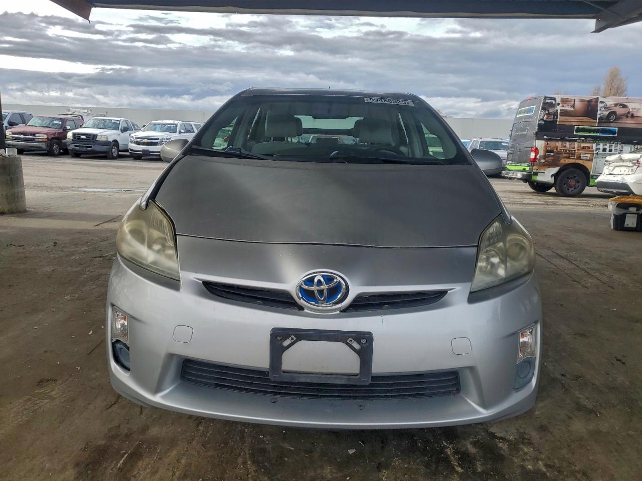 2011 TOYOTA PRIUS photo 5