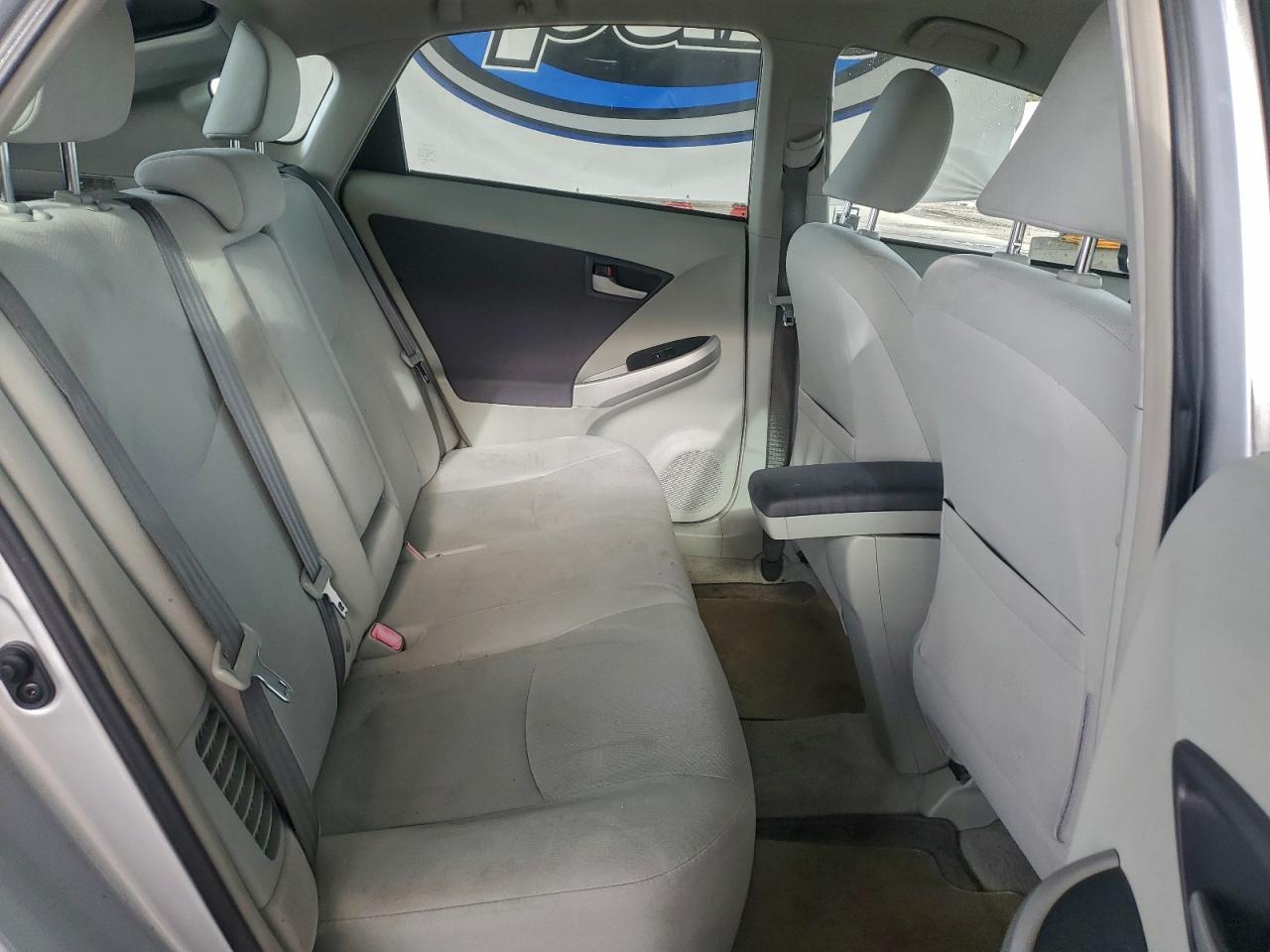 2011 TOYOTA PRIUS photo 10
