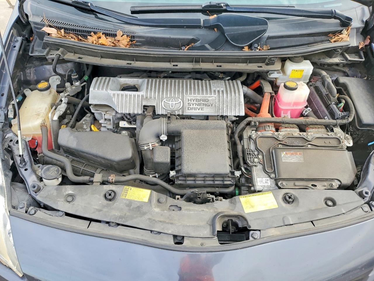 2013 TOYOTA PRIUS photo 11