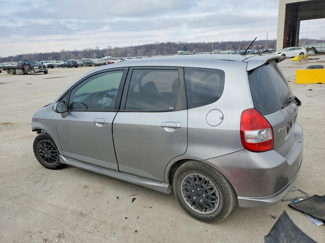 2007 HONDA FIT S photo 2