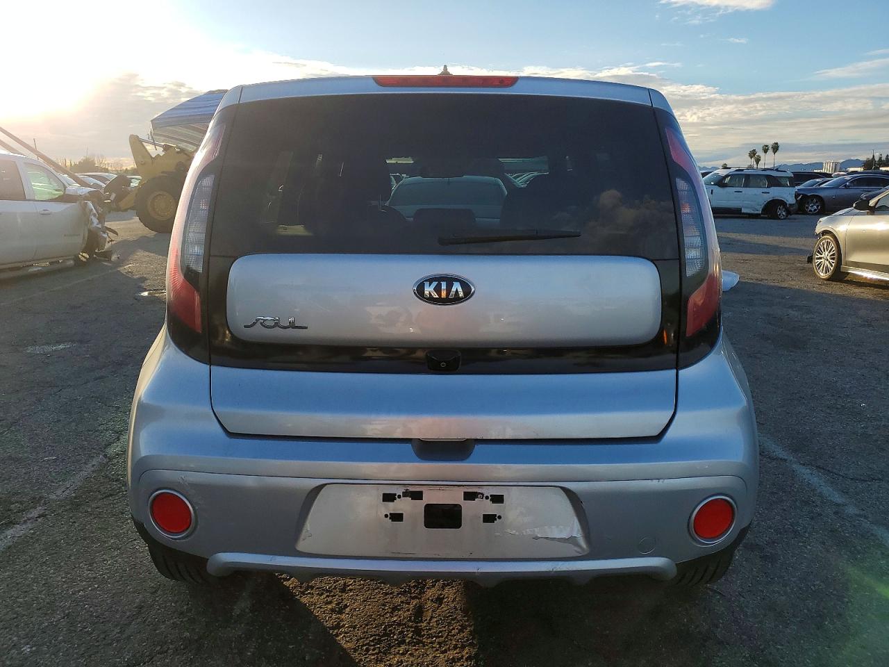 2018 KIA SOUL + photo 6