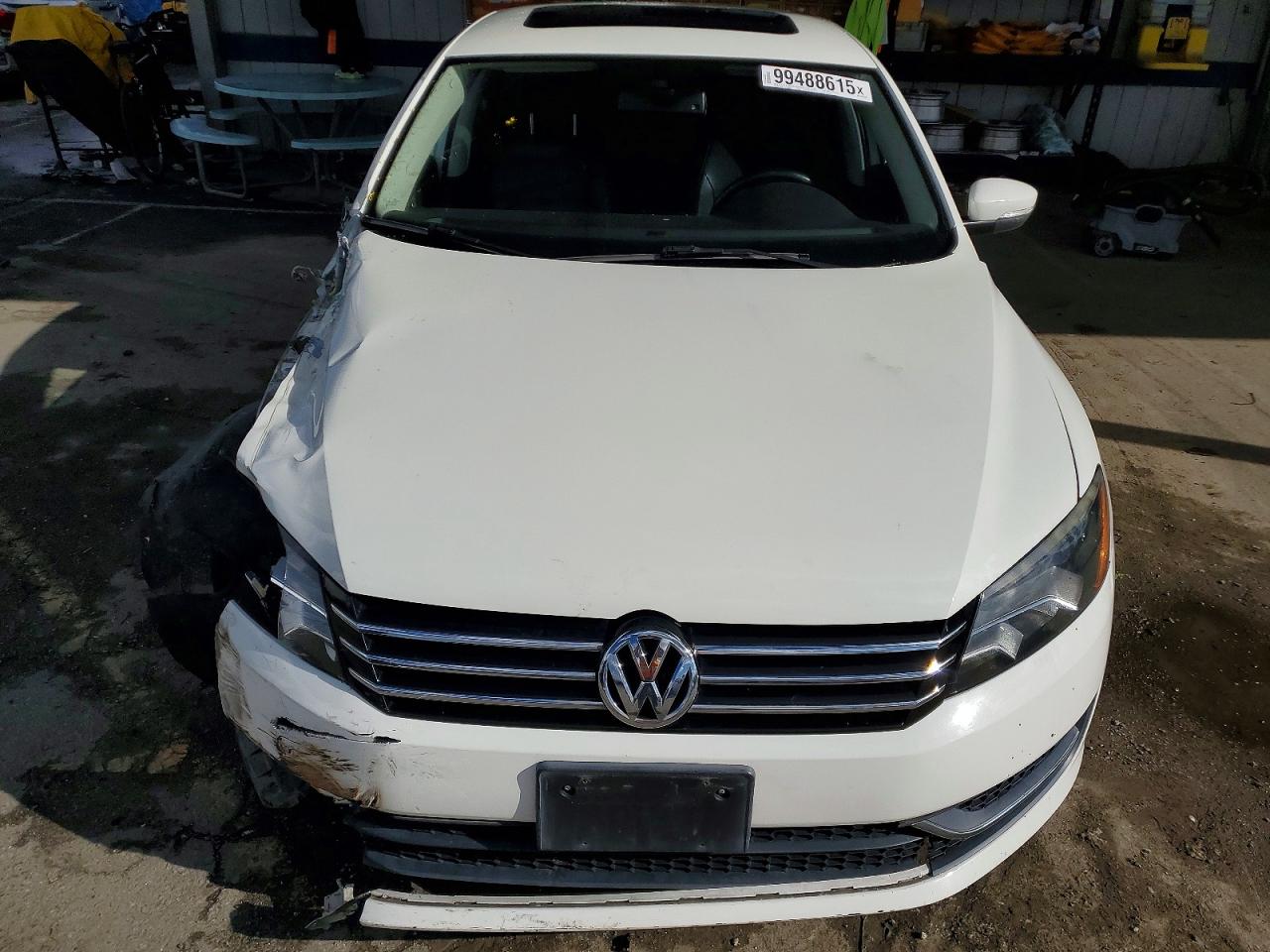 2014 VOLKSWAGEN PASSAT SE photo 5