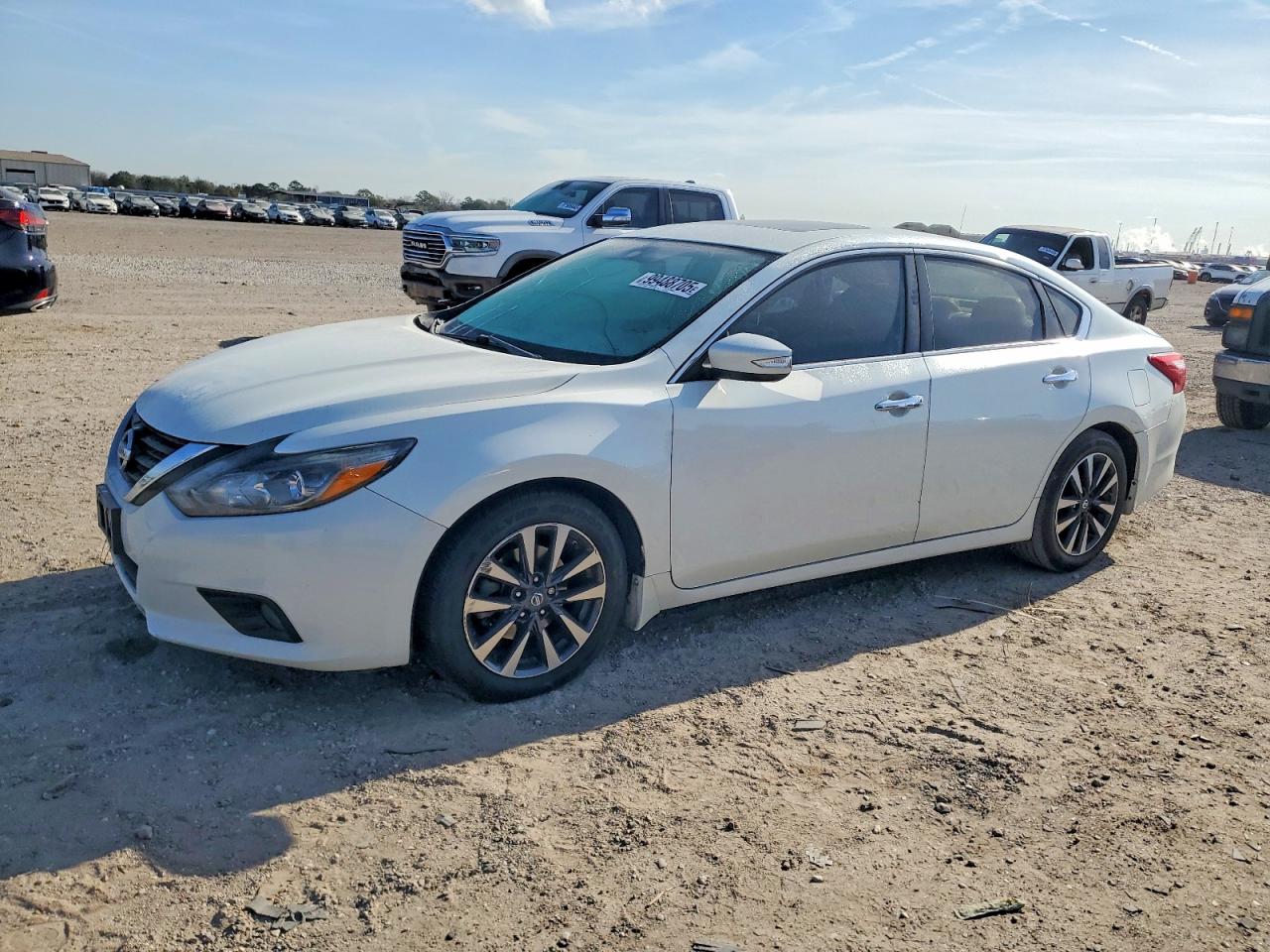 2017 NISSAN ALTIMA
